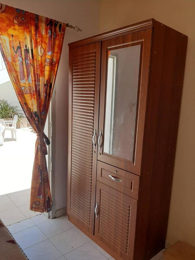 Appartamento Chez Max Et Khady Dakar Esterno foto
