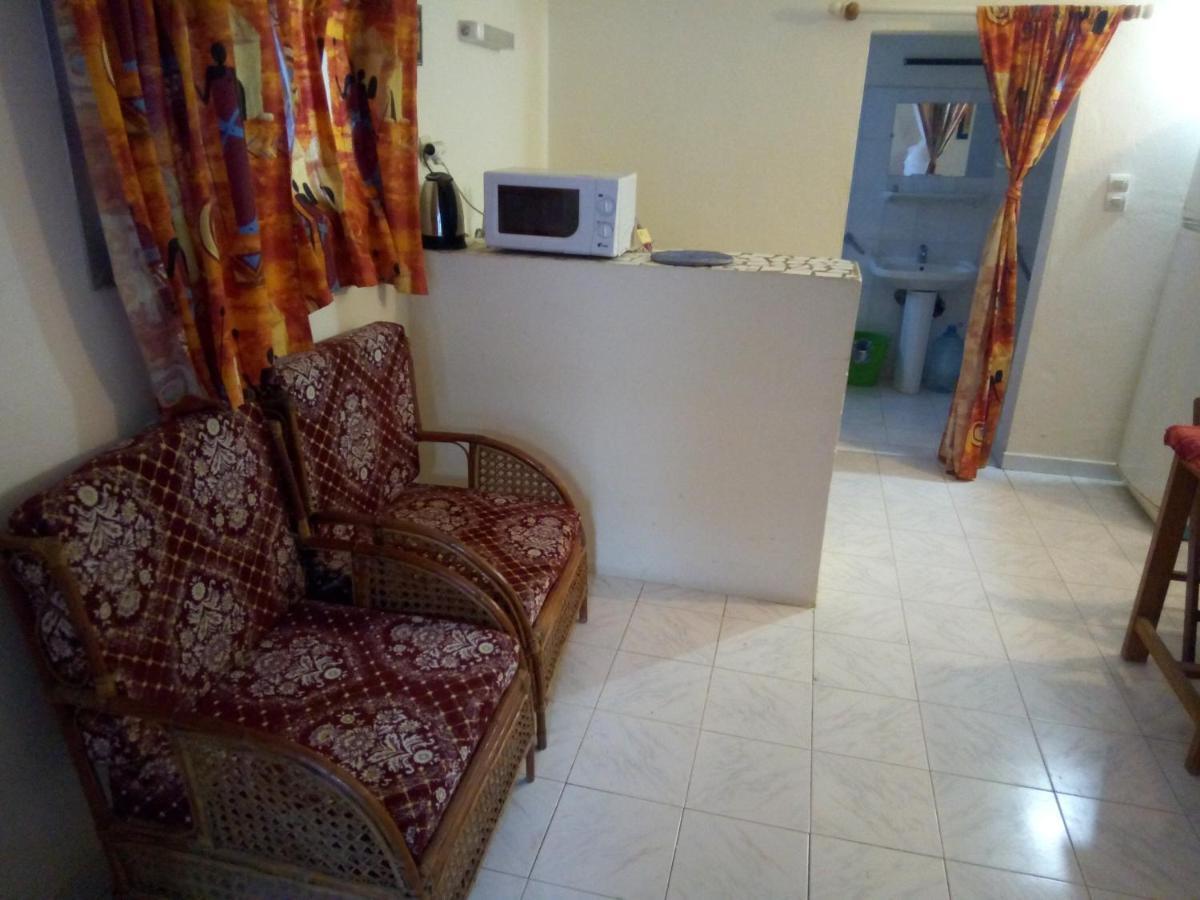 Appartamento Chez Max Et Khady Dakar Esterno foto