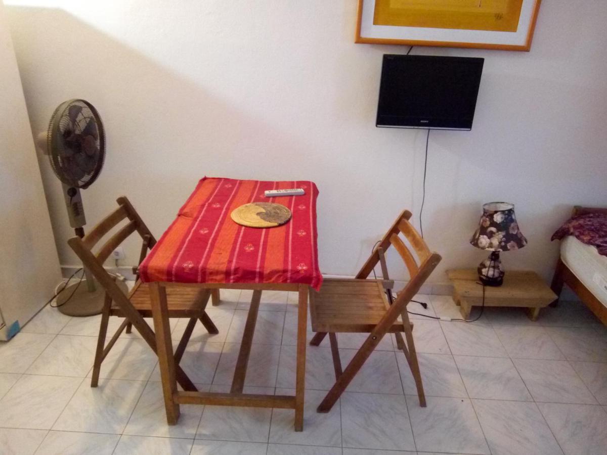 Appartamento Chez Max Et Khady Dakar Esterno foto